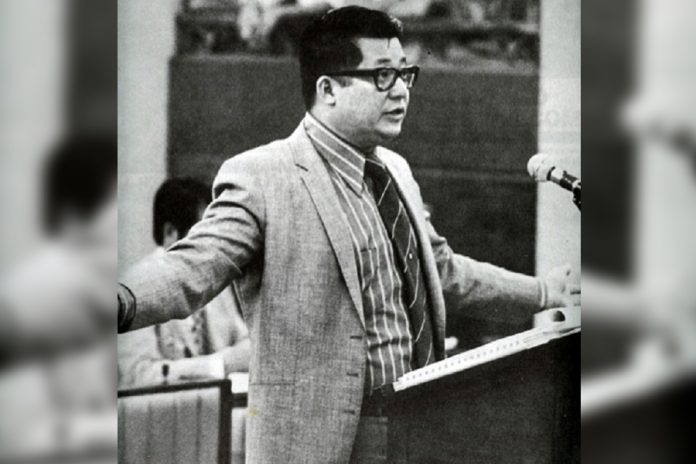 Digong: Philippines needs the likes of Ninoy