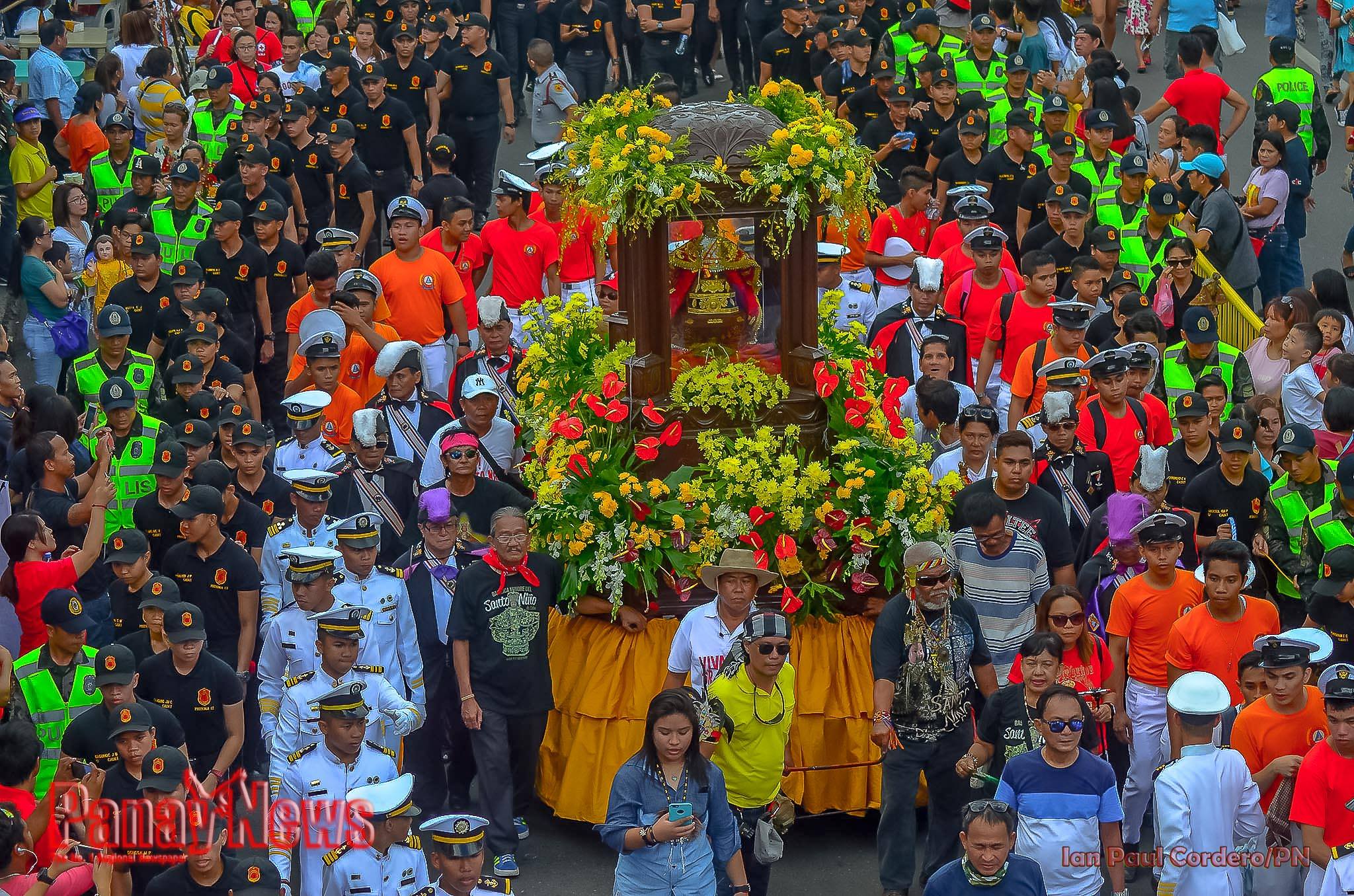 se-or-santo-ni-o-fluvial-procession-today