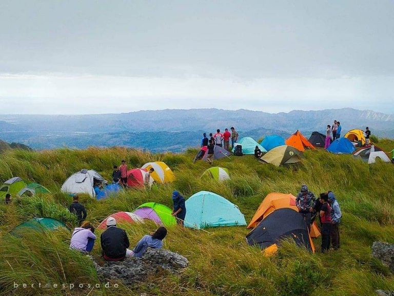 Avoid mountain towns, tourists urged