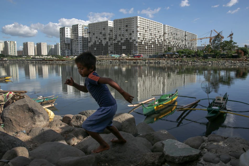 World Bank slashes PH growth forecast on El Nino, budget impasse