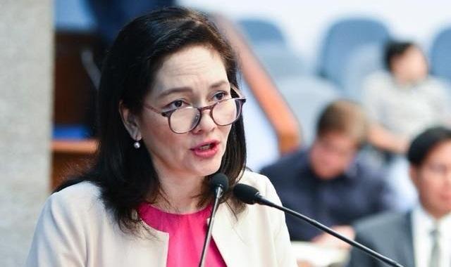 “Para maiwasan ang pagdami ng mga batang ina, pang-unawa, edukasyon at tulong medikal ang kailangan, hindi ang pananakot o pangungutya,” says Sen. Risa Hontiveros. GMA NETWORK