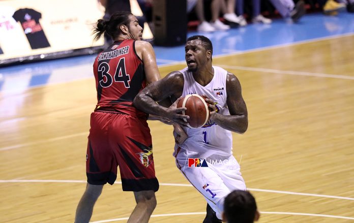 TNT KaTropa’s Terrence Jones (right) is the 2019 Honda PBA Commissioner’s Cup’s Best Import. PBA PHOTO