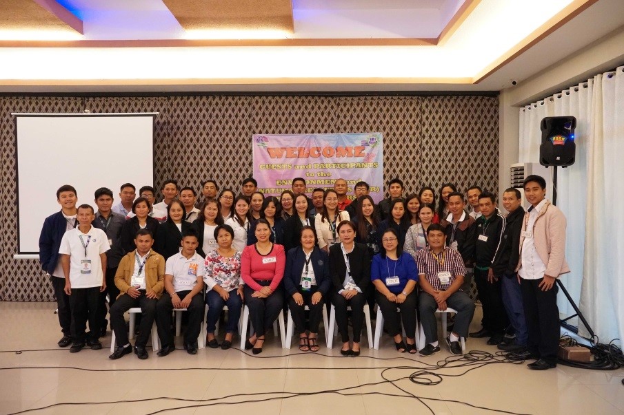 Participants are employees from PENRO Antique, CENRO Belison and CENRO Culasi had a photo op with the two Course Speakers, ED Chief Garol (seated, 3rd from right) and HRDS Chief, Pacita “Citcit” Botavara (seated, 2nd from right).