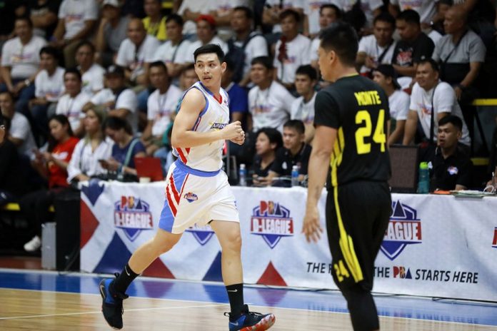 John Byron Villarias spearheaded the series victory for the Marinerong Pilipino Skippers with seven three-pointers during their game with the Technological Institute of the Philippines Engineers. PBA PHOTO