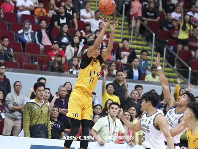 Rhenz Abando played a pivotal role in the University of Santo Tomas Growling Tigers’ victory over National University Bulldogs. ABS CBN SPORTS PHOTO