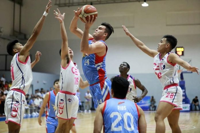 William McAloney of Marinerong Pilipino Skippers attacks the Centro Escolar University Scorpions defenders. PBA PHOTO