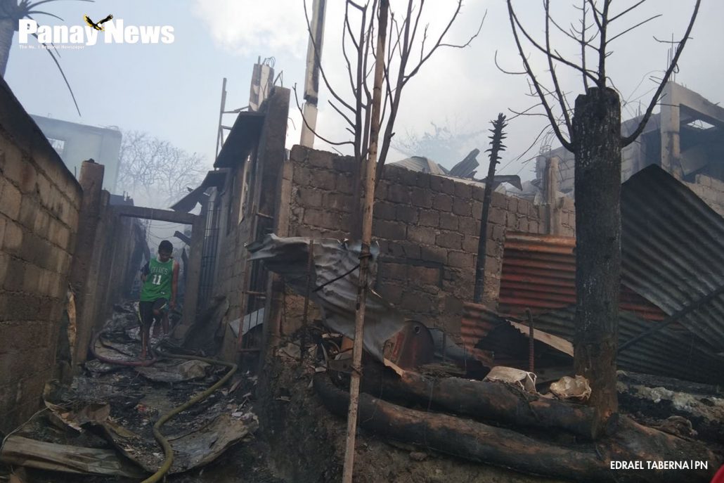 The remains of a house after fire hit Station 3 in Barangay Manoc-Manoc, Boracay Island, Malay, Aklan on Oct. 24. EDRAEL TABERNA/PN      