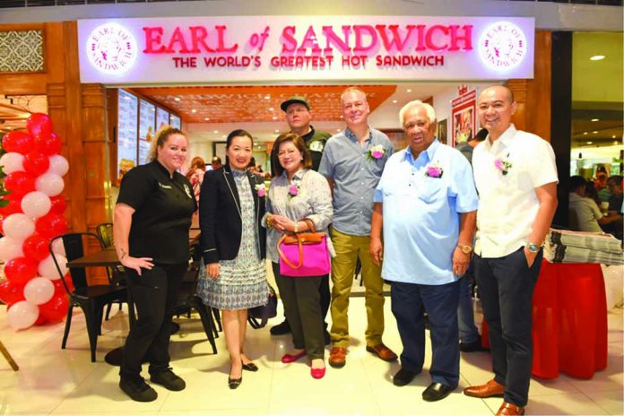 Florete Family with Earl of Sandwich International Team