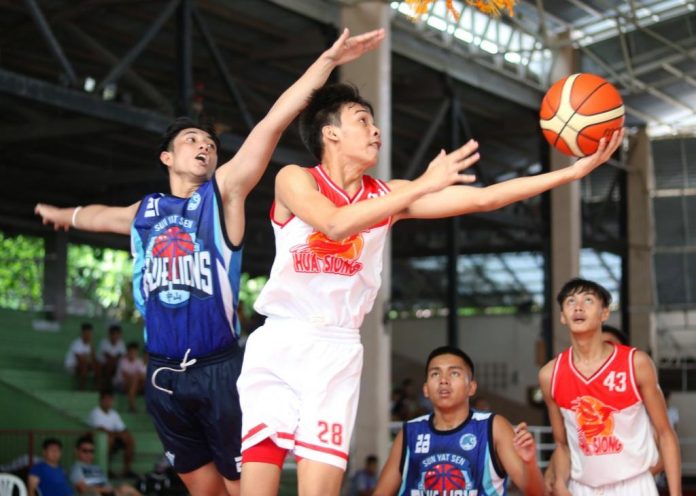 Julian Maverick Puerto tallies 28 points in Hua Siong College of Iloilo Red Phoenix’s win over St. Roberts International Academy Panda Rockets in Game 1 of the 2019 ISSA Meet boys basketball finals. PHOTO COURTESY OF WINMEL LEE