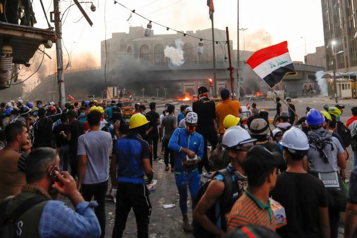 Demonstrators take part in the anti-government protests in Baghdad, Iraq on Nov. 4. REUTERS/THAIER AL-SUDANI