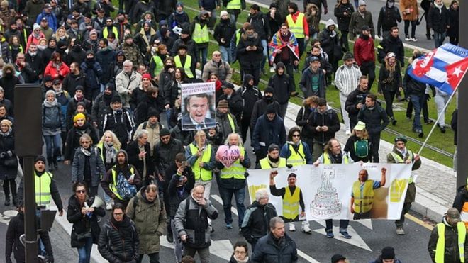 Thousands of people took to the streets of Paris to mark the first anniversary of the yellow vest movement on Saturday. GETTY IMAGES