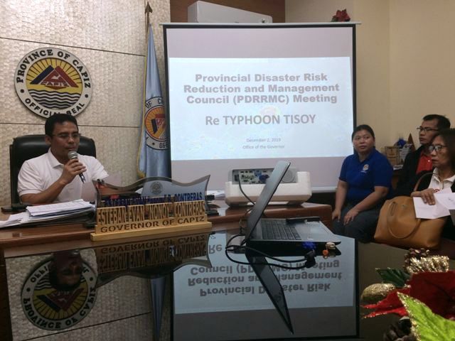 Gov. Esteban Evan Contreras of Capiz presides the meeting of the members of the Provincial Disaster Risk Reduction and Management Council on Dec. 2 in preparation for typhoon “Tisoy.” PIA PHOTO