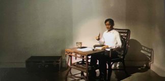 The Museo ni Jose Rizal Fort Santiago recreates the hero’s actual prison cell. Its “Silid Piitan” gallery contains a life-size wax effigy of Rizal by National Artist for Sculture Guillermo Tolentino.