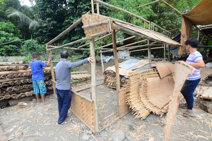 This is just one of some 300 food kiosks for Dinagyang’s Ilonggo Food Festival – made of bamboo from Maasin, Iloilo. IAN PAUL CORDERO/PN