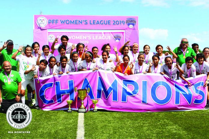 De La Salle University Lady Booters squad celebrates after winning the Philippine Football Federation Women’s League 2019. TIEBREAKER TIMES