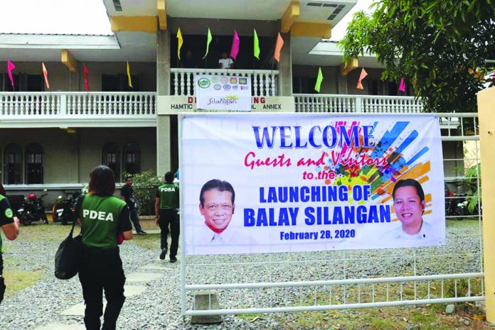 With the launching of the Bahay Silangan in Hamtic town, Antique aims to become the first drug-free province in Western Visayas. Antique, which has a total of 590 villages, only has seven barangays left to be cleared from drugs. PDEA Region VI