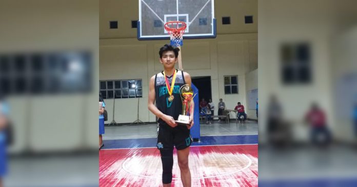 Hercor College Junior Jaguars’ Tyrone Franz Borja drops 45 points, seven assists, six rebounds and four steals in his team’s victory in the finals of the Chooks-to-Go SM-National Basketball Training Center-Capiz leg. His performance won him the said tournament’s Most Valuable Player award. ALAINE DIAZ DE LEON