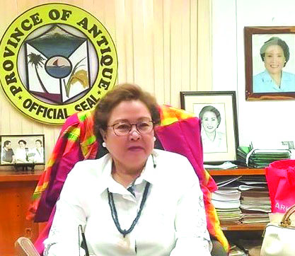 Gov. Rhodora Cadiao is appealing to all Antiqueños to finish all personal business outside of the province and return on or before border restrictions take place. PIA