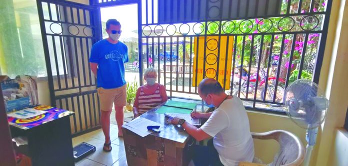 Foreigners stranded in Sipalay City, Negros Occidental are assisted by the city’s tourism office in securing necessary permits and documentations for their repatriation trips. As of yesterday, there are 245 tourists in this province waiting to go back to their respective countries. SIPALAY CITY TOURISM OFFICE