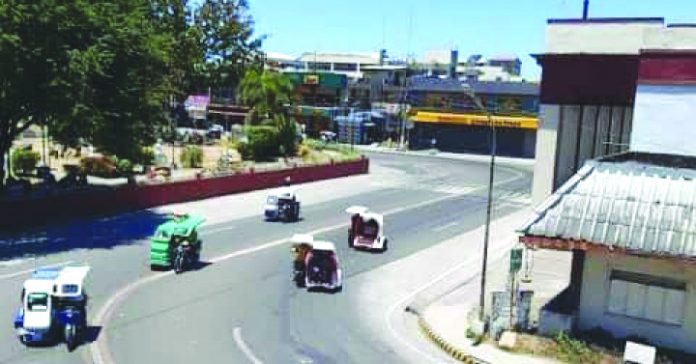 Under the modified enhanced community quarantine (ECQ) of Gov. Rhodora Cadiao, tricycles are now once again allowed to ply the streets of San Jose, Antique. The income of around 3,600 tricycle drivers in this capital town were affected due to the ECQ caused by the coronavirus disease 2019 outbreak. PNA