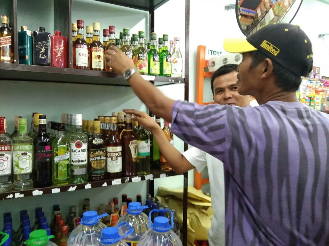 Don’t dispense liquor to minors, sellers told