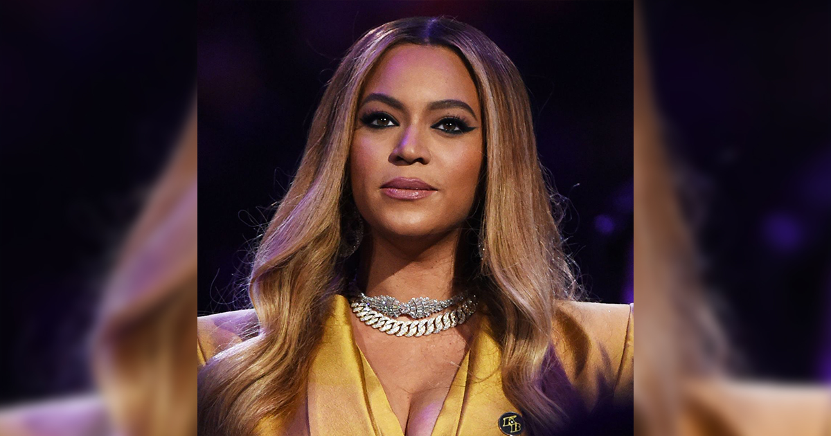 Beyonce decries bigotry in message to graduates