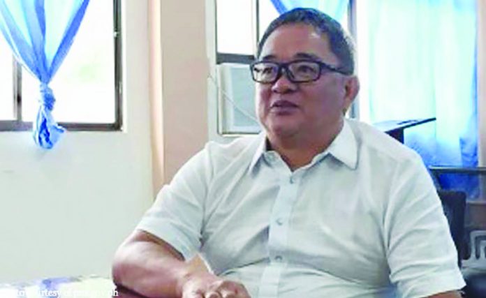 “May ara nga gin pang-hold kay naga butig sa ila nga edad kag may ara man nga naga-violate sang akon mandu sa social distancing. Madamo gid mga dungol,” says Gov. Samuel Gumarin of Guimaras. PNA