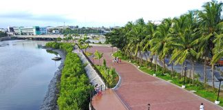 Designed by celebrated Filipino architect Paulo Alcazaren, the Esplanade was recently hailed a “Haligi ng Dangal” awardee for Best Landscape Architecture by the National Commission for Culture and the Arts. PHOTOS COURTESY OF ARCHITECT PAULO ALCAZAREN