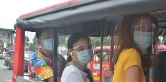 Passengers wearing face shields and masks for protection against coronavirus ride a jeepney with plastic barriers inside to maintain social distancing. Starting Aug. 15, passengers using any mode of public transportation are required to wear face shields. With this new policy, residents as early as Wednesday rushed to buy face shields. It could block potential transmission of by up to 98 percent, according to health authorities. IAN PAUL CORDERO/PN FACE SHIELD VS COVID