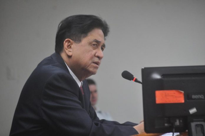 “I go around checking the city’s situation and helping our residents. I cannot shirk from my responsibility to our people,” according to Iloilo City’s Vice Mayor Jeffrey Ganzon in a statement explaining how he may have contracted the coronavirus.