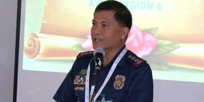 POLICE COLONEL JULIO GUSTILO JR. FB "Indi ko matumod kung sa diin ko ini nakuha (ang coronavirus disease 2019) tungod kay wala ako sang sintomas nga nabatyagan nga nagapatimaan sang sakit. Gani kung mahimo, aton sundon ang tanan nga panugyan sg gobyerno sa aton,” says Police Colonel Julio Gustilo Jr., director of the Capiz Police Provincial Office.