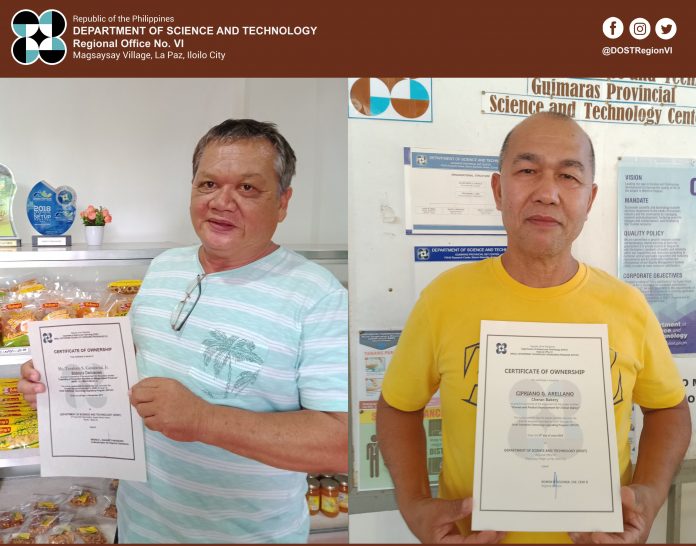 Boboy’s Delicacies owner, Mr. Teodoro Ganancial Jr. (left) and Mr. Cipriano Arellano, owner of Cheran Bakery, both receive the Certificate of Transfer of Ownership from DOST VI through its Guimaras Provincial S&T Center. Both DOST VI client-MSMEs completed the refund of the financial assistance under DOST’s SETUP iFUND. GUIMARAS PSTC