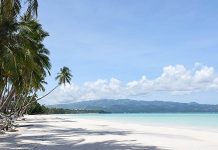 This photo taken on June 17, 2020 shows a general shot of empty famous white beach of Boracay Island in Malay, Aklan. With community quarantine against coronavirus still continues throughout the country, foreign tourists are still banned on beaches. AFP/ERNESTO CRUZ