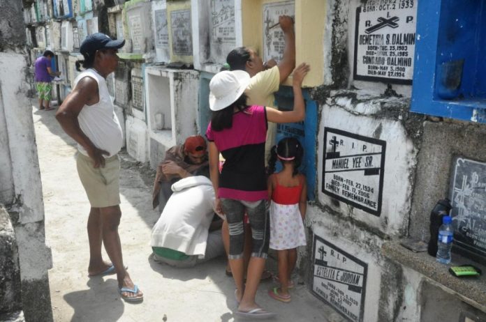 The living should find other ways to honor their dearly departed this November. Cemetery visits in Iloilo City are prohibited due to the coronavirus pandemic. PN FILE