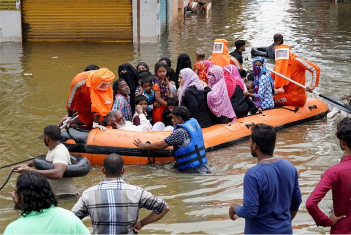 Floods kill 60 in India, damage crops