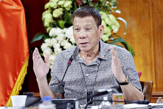 “In the meantime, rattan will also suffice. We’ll look for the money next year. I’ll buy you the baton. Gamitin ‘yung baton, huwag ‘yung baril,” President Rodrigo Duterte tells authorities. PRESIDENTIAL PHOTO