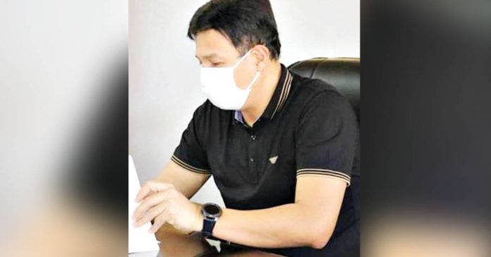 Roxas City under Mayor Ronnie Dadivas has devised a unique scheme that motivates and inspires barangay leaders to initiate activities that further protect their constituents from coronavirus disease.