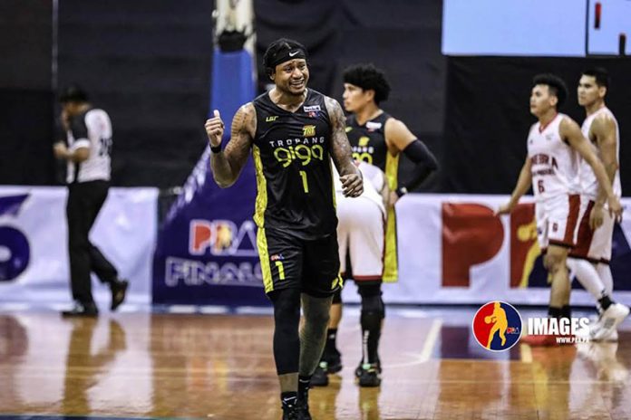 Bobby Ray Parks Jr. leads the stats ladder with 38.3 points on strength of his solid averages of 22.5 points, 8.1 rebounds, 3.1 assists, and 1.3 steals per outing. PBA PHOTO