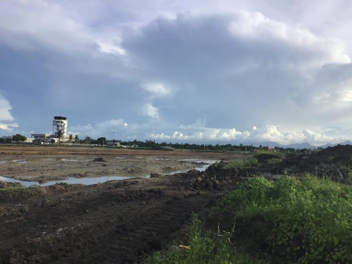 The expansion of the Kalibo International Airport entails the rerouting of a five-kilometer lateral canal that provides year-round irrigation to 98 hectares of agricultural lands in the vicinity of the airport.