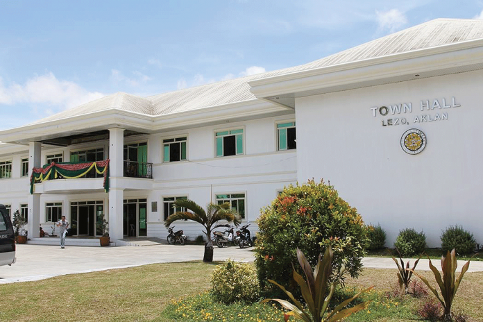 The municipal hall of Lezo, Aklan will undergo disinfection. An employee tested positive for coronavirus disease. PHOTO FROM AKLAN PROVINCIAL GOV’T