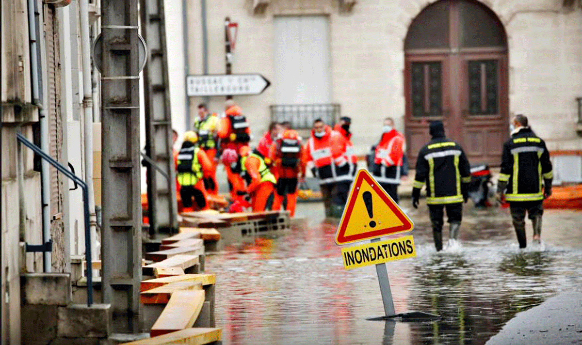 Heavy floods hit France, Paris area on flood alert
