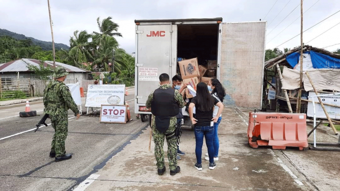 The African swine fever (ASF) quarantine checkpoint of Antique has started operating in the municipalities of Libertad and Pandan. Delivery van drivers unaware of the prohibition on the entry of pork and pork-based products from Luzon or other ASF-affected areas were initially reprimanded. PNA PHOTO COURTESY OF ANTIQUE PROVET