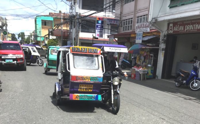 Traffic congestion in Kalibo, Aklan is caused by the rapid growth in transportation use and urbanization, but with the infrastructure failing to keep up with this fast pace of growth.