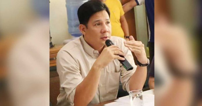 “If inbound travellers refuse to undergo reverse transcription polymerase chain reaction swab test, they will be asked to return to their point of origin,” says Mayor Ronnie Dadivas of Roxas City.