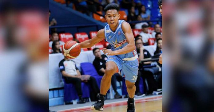 Bacolod’s Jeffrey Manday gets a tender offer from San Miguel Beermen after the team drafted him in the sixth round of the PBA Season 46 Rookie Draft. PHENOM SPORTS