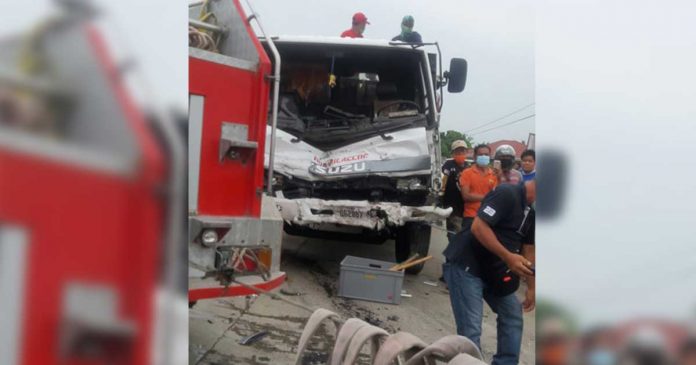 This 10-wheeler truck rammed the Pagtolon-an couple’s SUV in Barangay Amamaros, Pototan, Iloilo. JAPETH FAJARDO/PN