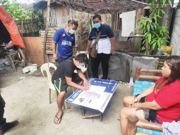 A 27-year-old woman was arrested in a drug buy-bust operation in Barangay Mansilingan, Bacolod City on May 5. Nine sachets of suspected shabu were recovered from her possession. POLICE STATION 7/BCPO