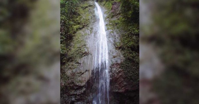 Yapo waterfalls in Barbaza, Antique boasts of clean and gushing cold water. It attracts visitors who love adventure, but the road leading to it needs to be improved. PHOTO FROM TOURISTSSPOTSINANTIQUE.FILES.WORDPRESS.COM