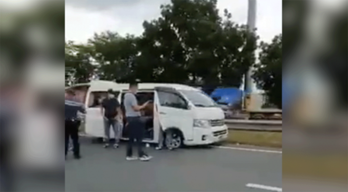 The white Toyota Hi-Ace van allegedly used by the kidnap gang. SCREENGRAB FROM A CONTRIBUTED VIDEO