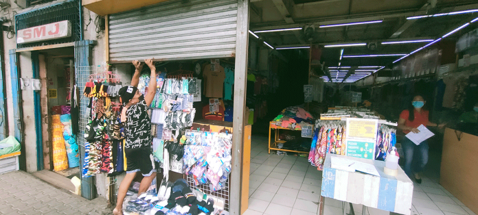 More shops are now allowed to open in Iloilo City despite the metro’s extended modified enhanced community quarantine. Mayor Jerry Treñas, however, says minimum health protocols must be strictly followed at all times. JAPHET FAJARDO/PN